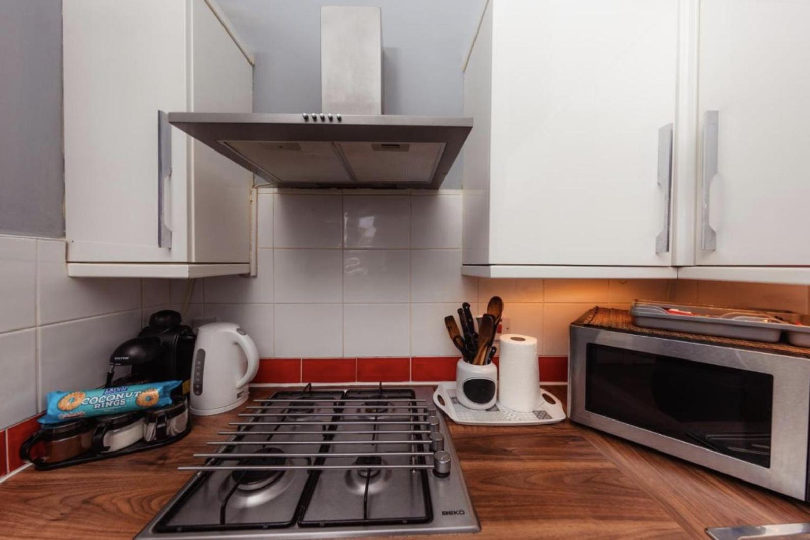 Warm Apartment By Holyrood Palace! エディンバラ エクステリア 写真