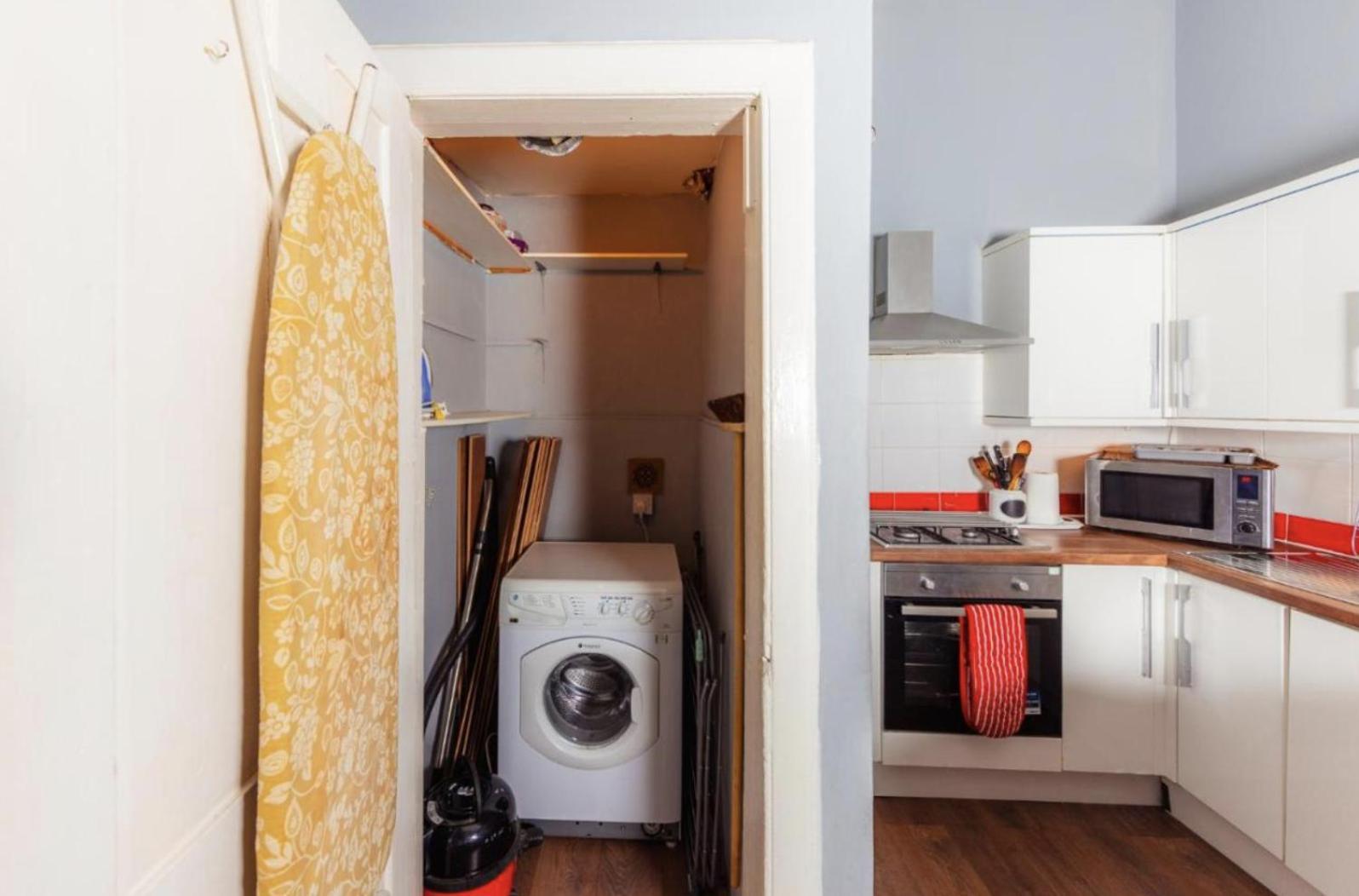 Warm Apartment By Holyrood Palace! エディンバラ エクステリア 写真